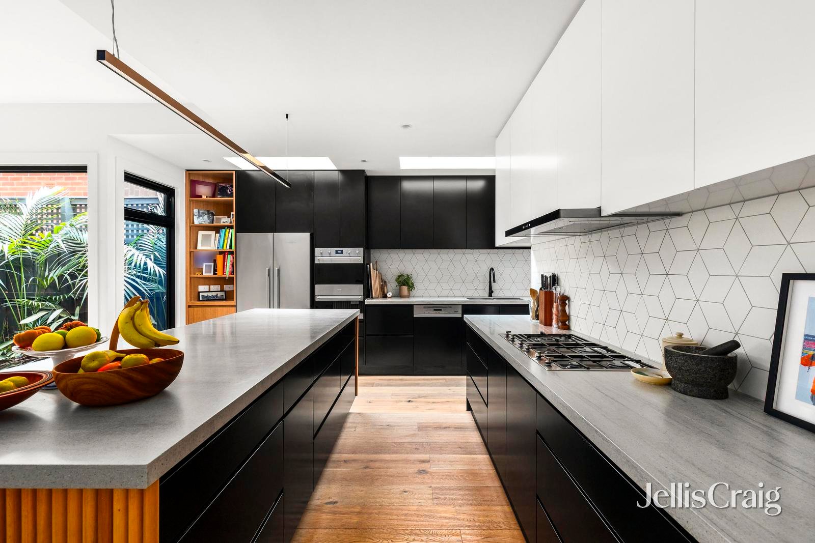192 Tennyson Street, Elwood image 5