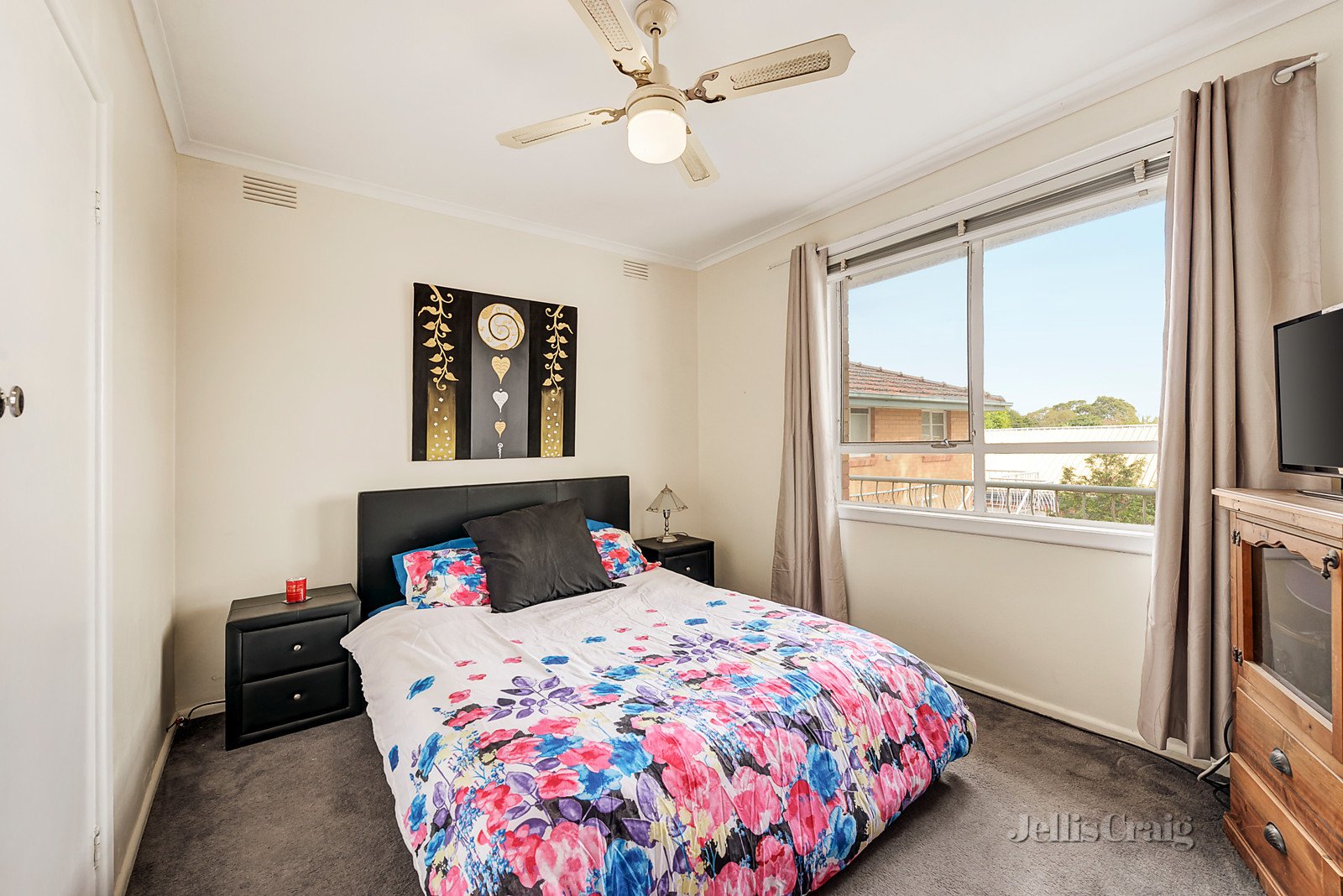 19/28 Eumeralla Road, Caulfield South image 2