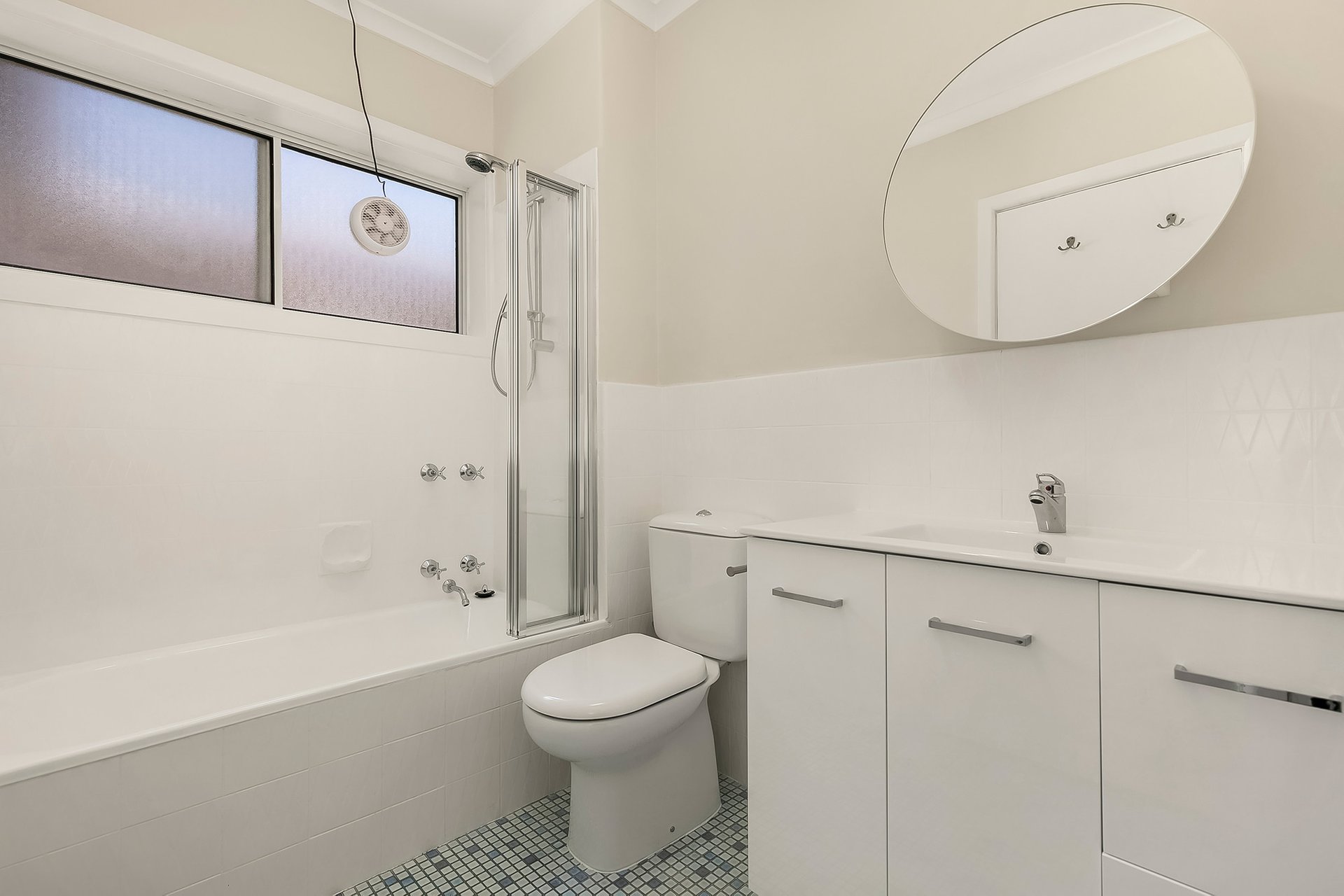 Property Gallery Thumbnail 4