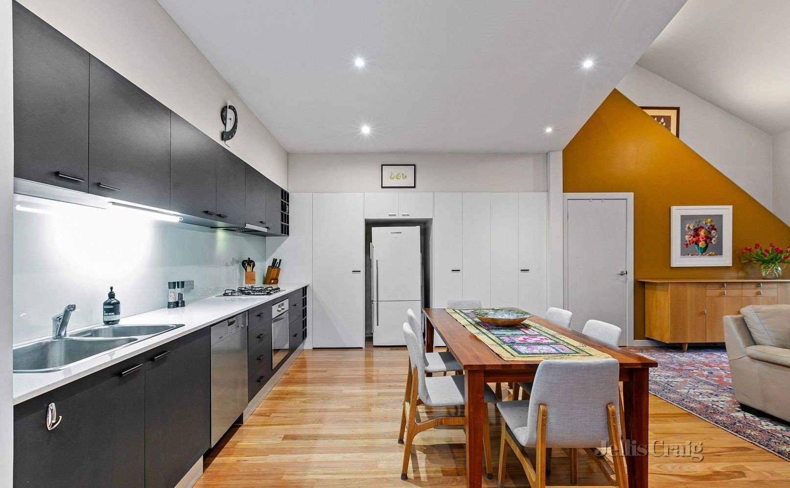 193 John Liston Drive, Newport image 4