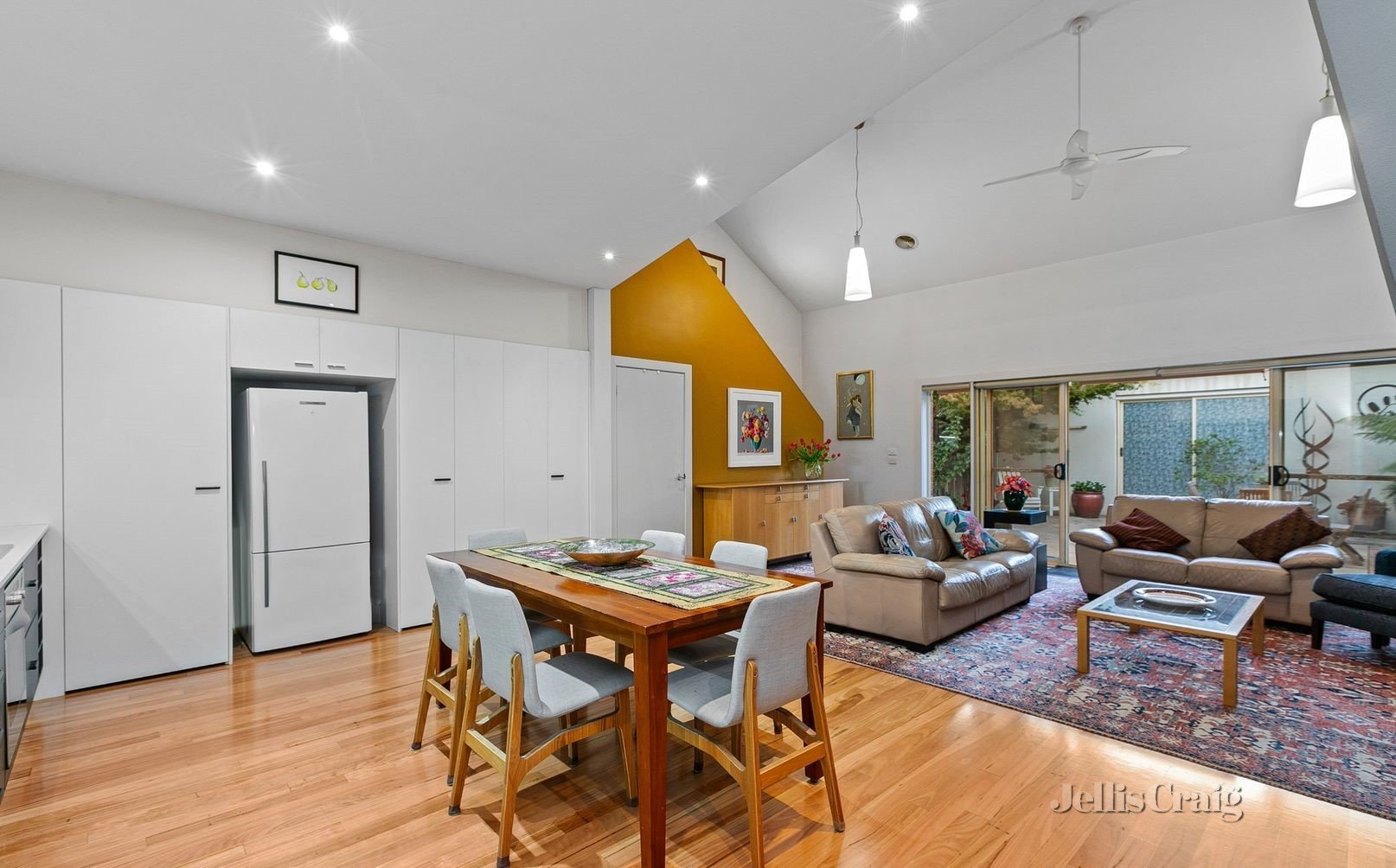 193 John Liston Drive, Newport image 6