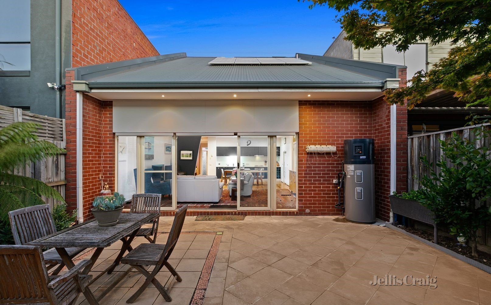 193 John Liston Drive, Newport image 13