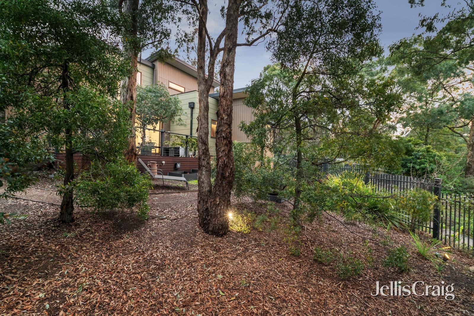 1/93 Karingal Drive, Briar Hill image 13