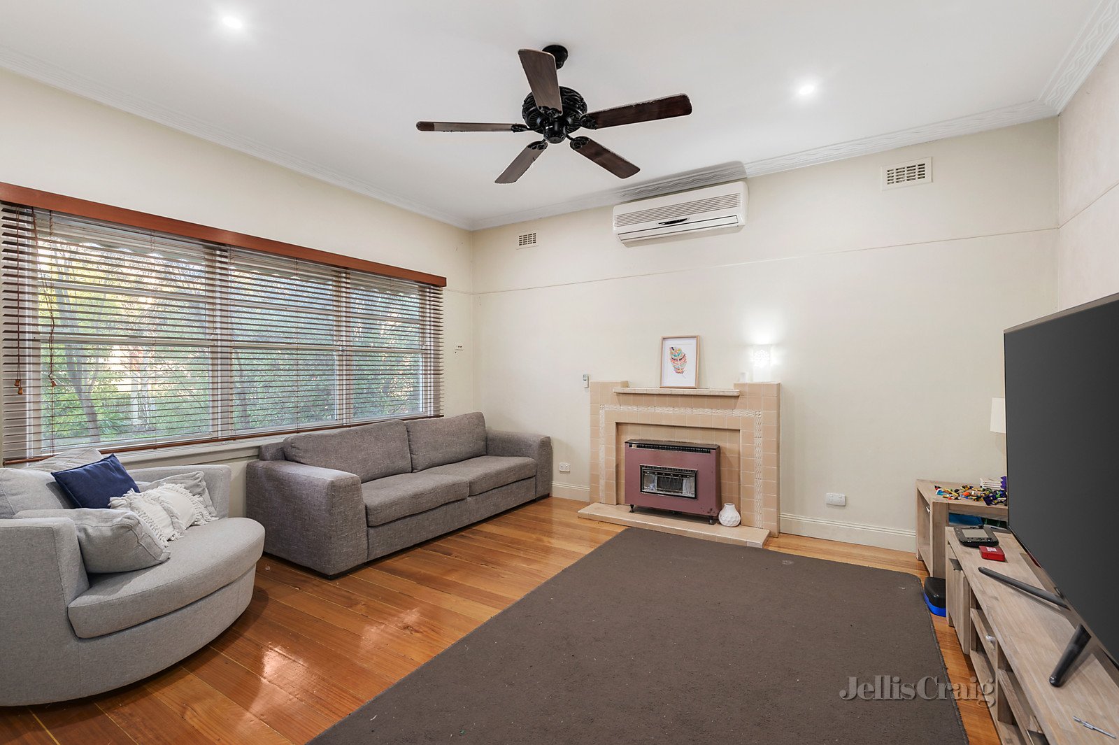 1/93 Stanley Avenue, Mount Waverley image 2