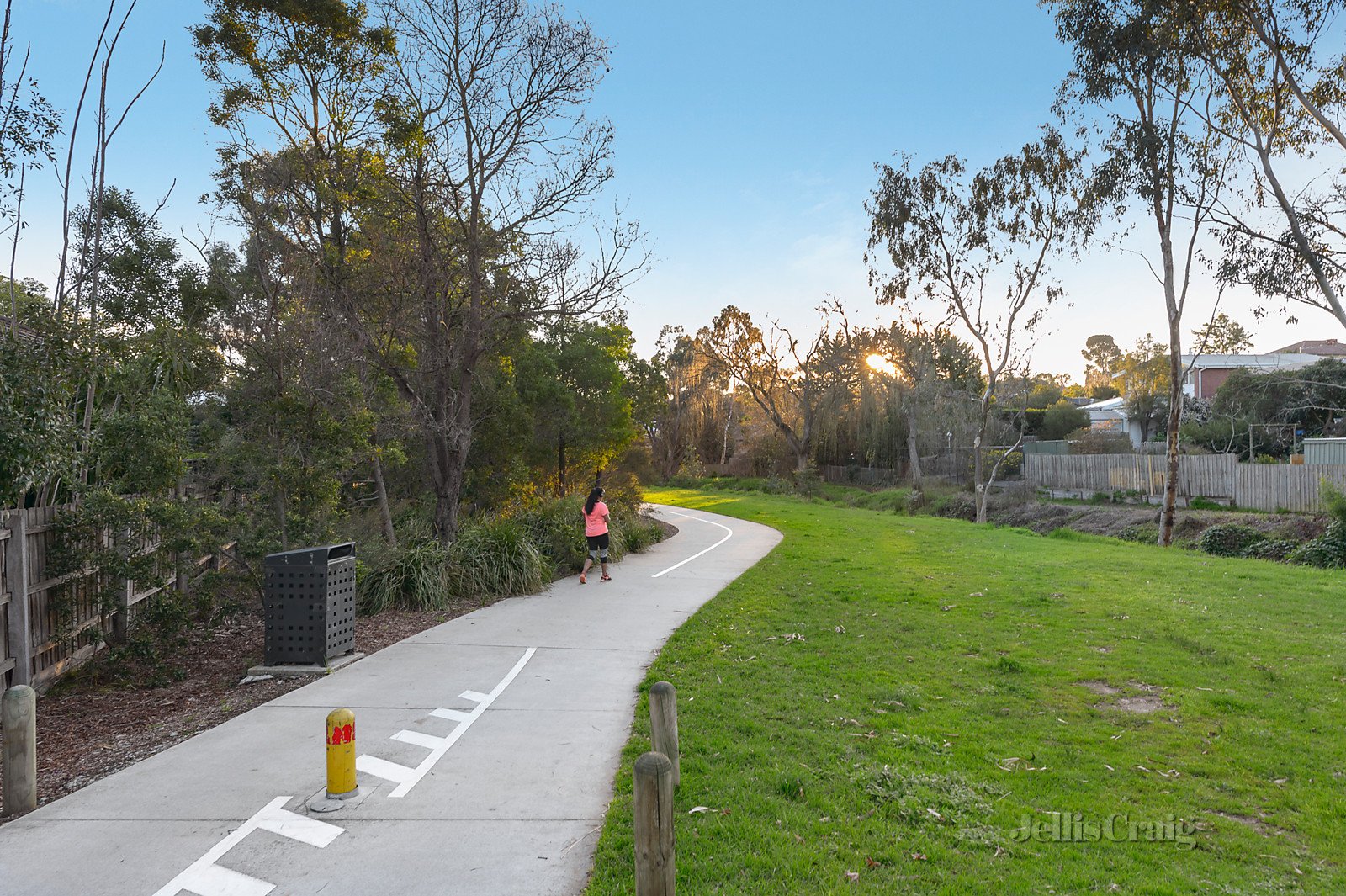 1/93 Stanley Avenue, Mount Waverley image 9