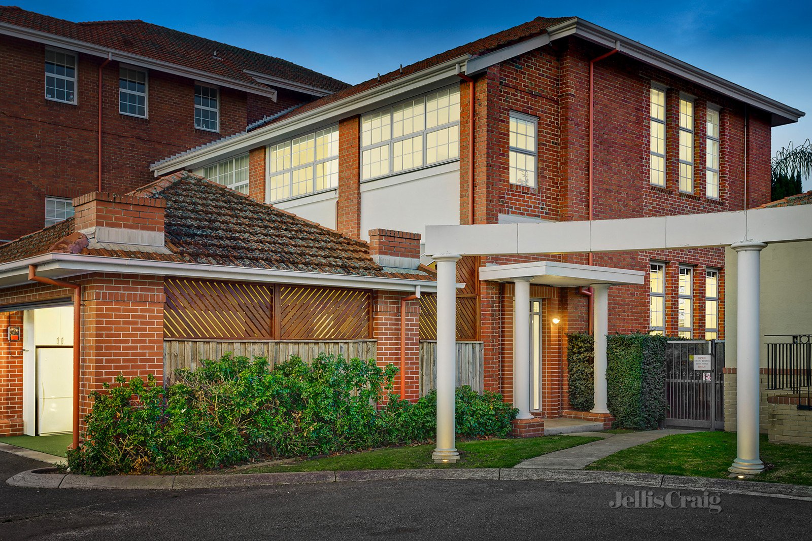 19/337 Station Street, Thornbury image 11