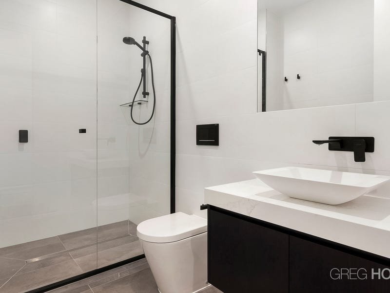 194 Canterbury Road, St Kilda West image 8