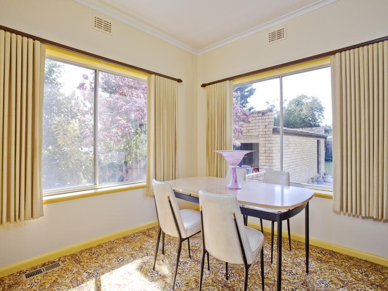 194 Hargraves Street, Castlemaine image 8