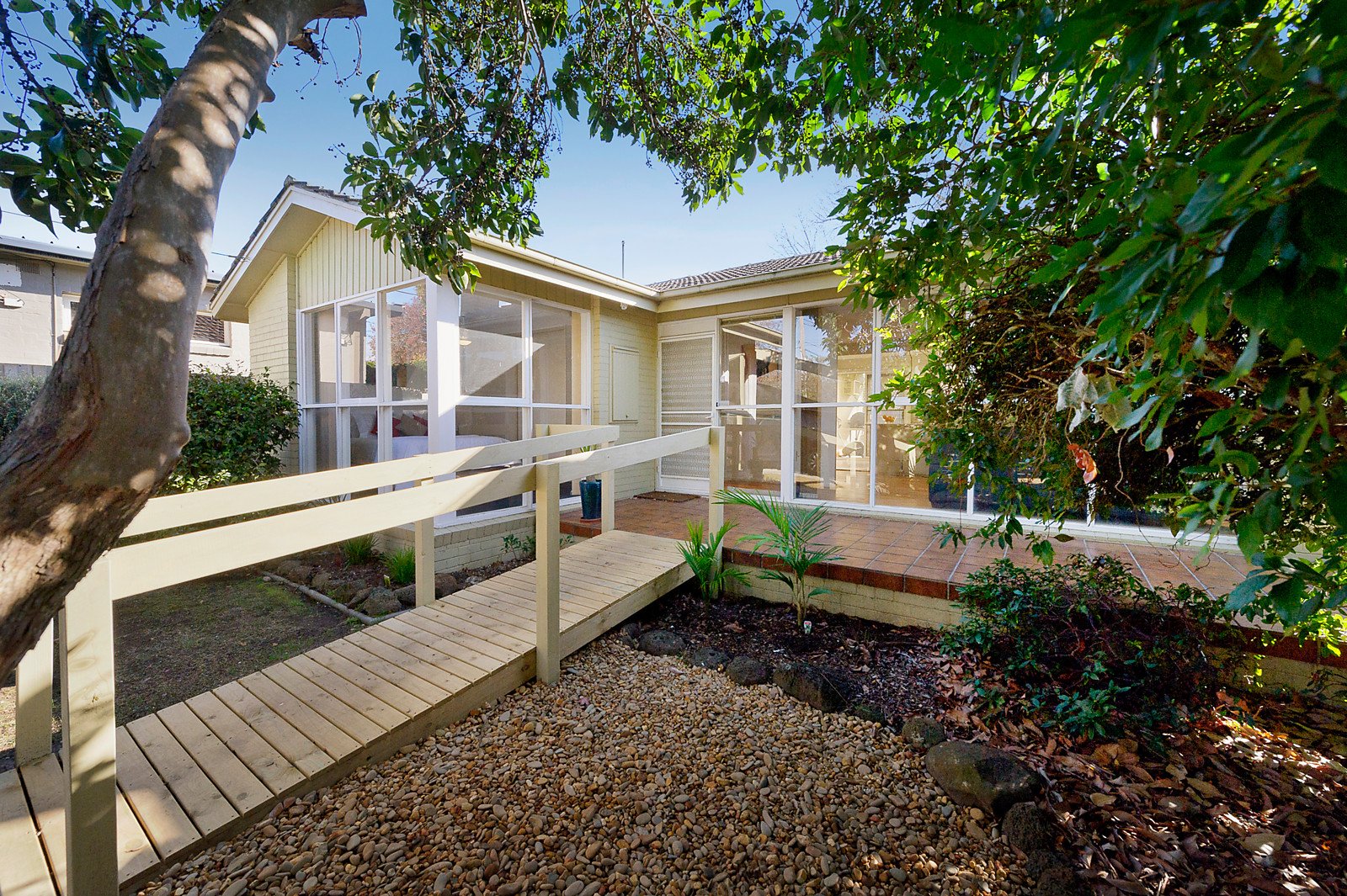 1/94 Mahoneys Road, Forest Hill image 6