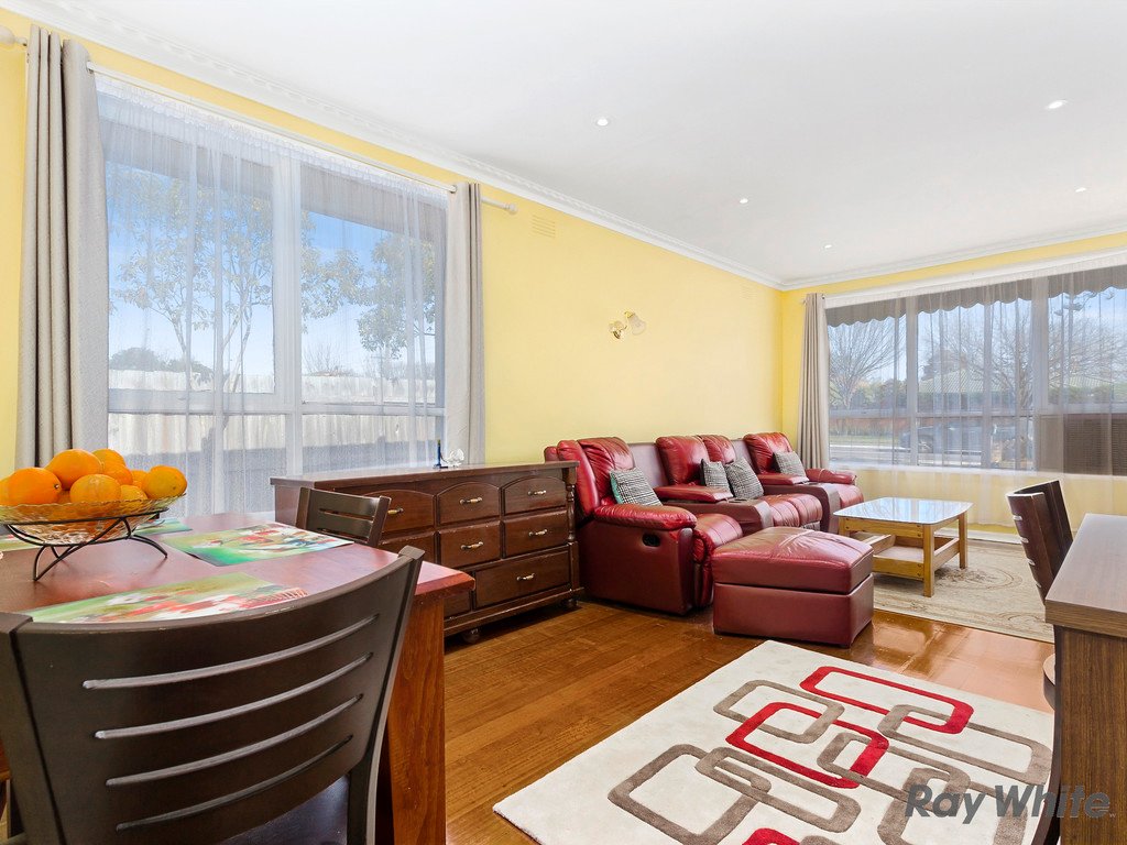 1/94 Middleborough Road, Blackburn South image 2