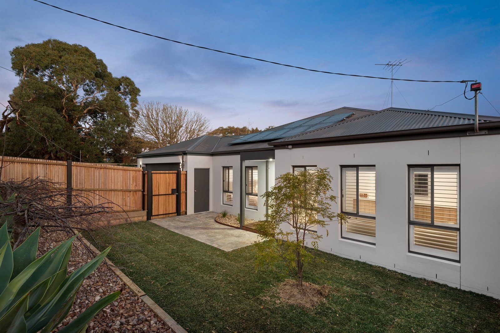 Property Gallery Thumbnail 24