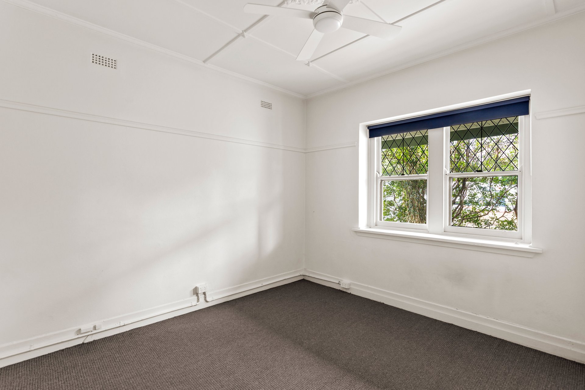 Property Gallery Thumbnail 10