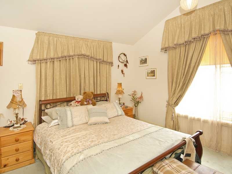 195 Clifton Avenue, Leopold image 4