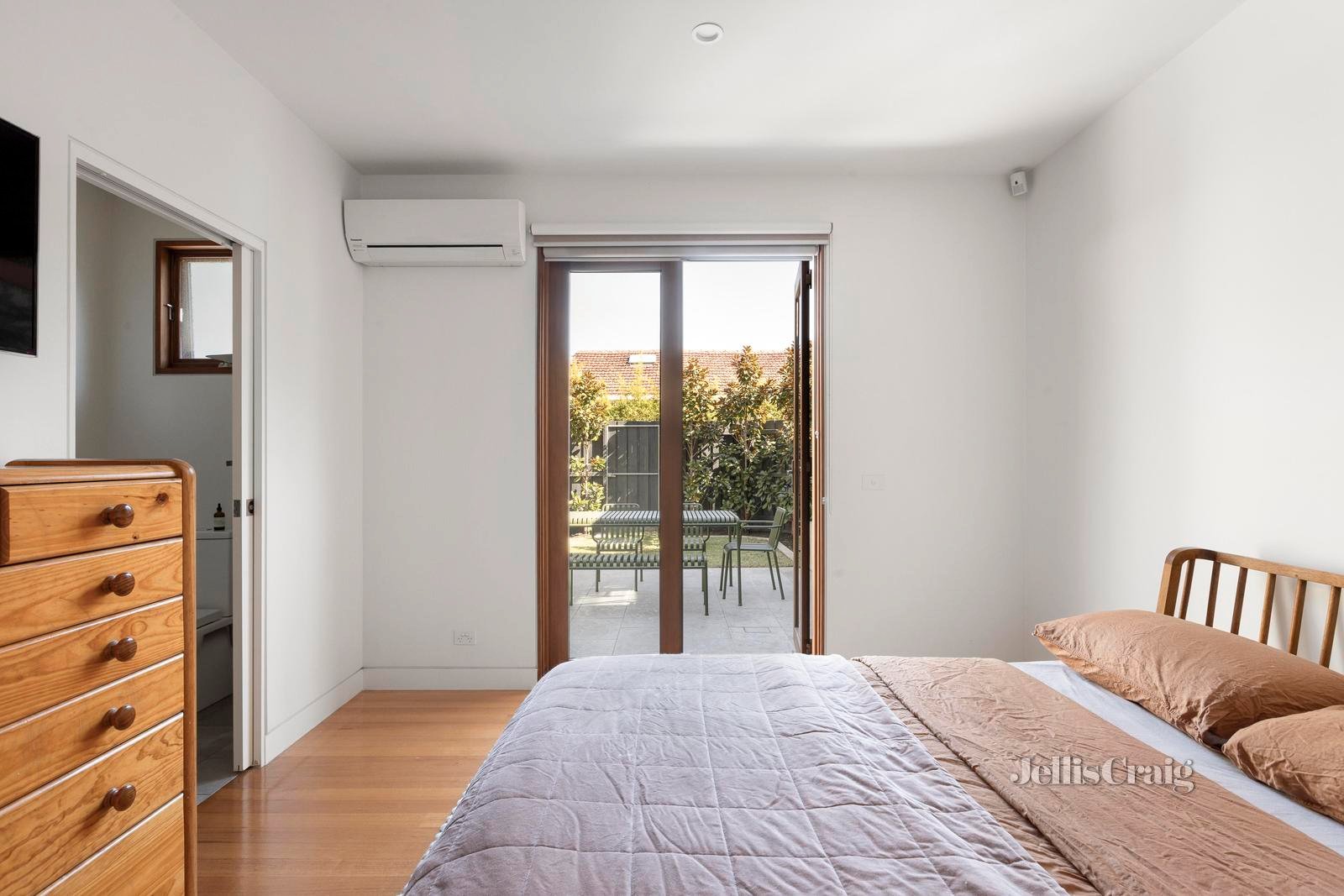 195 Gooch Street, Thornbury image 6