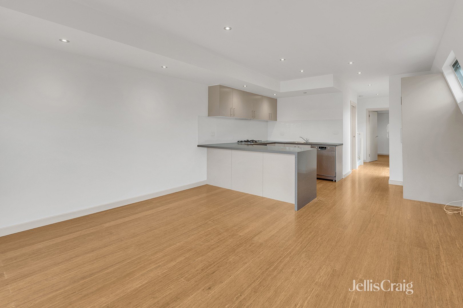 1/95 Nicholson Street, Brunswick&nbsp;East image 2