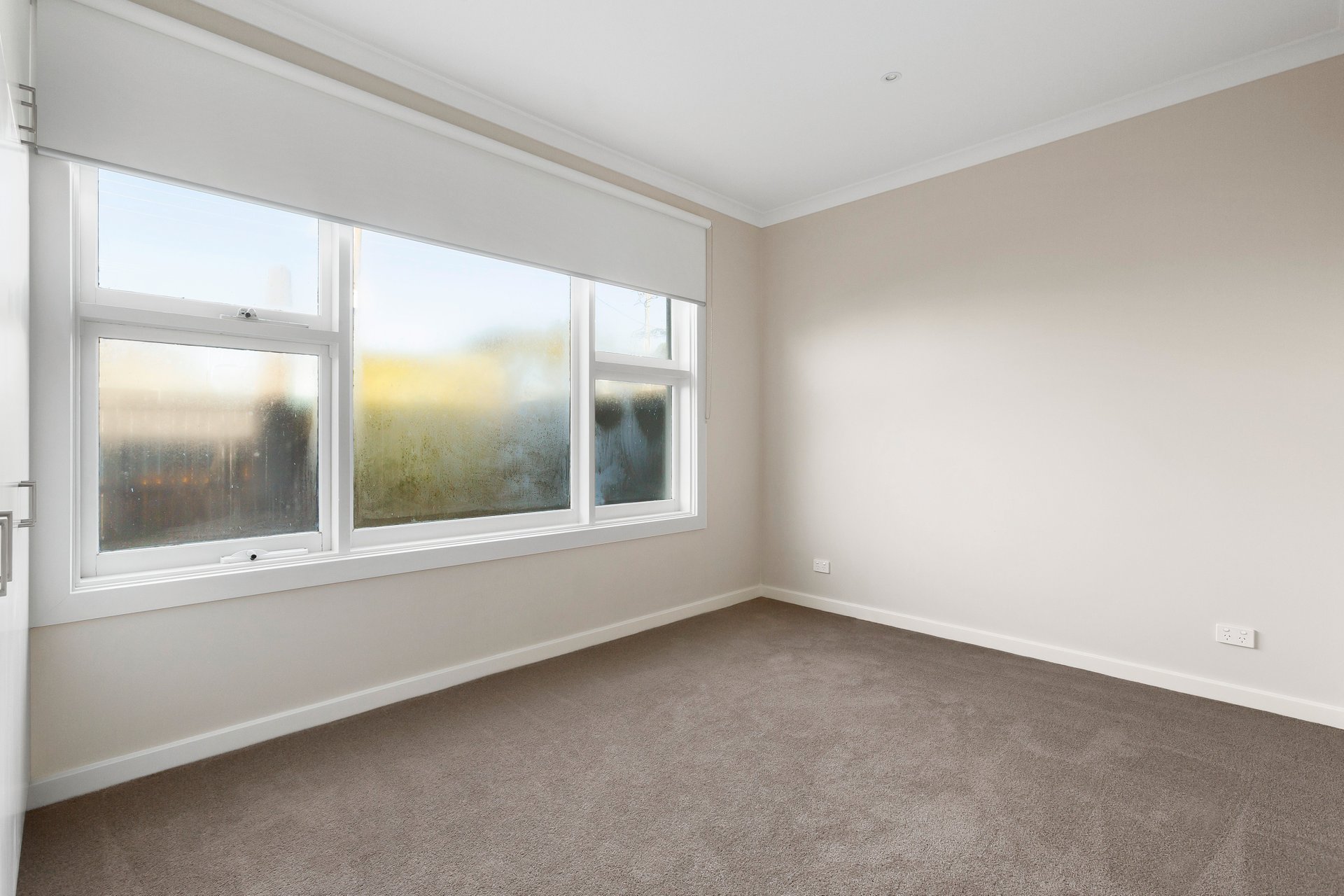 Property Gallery Thumbnail 6