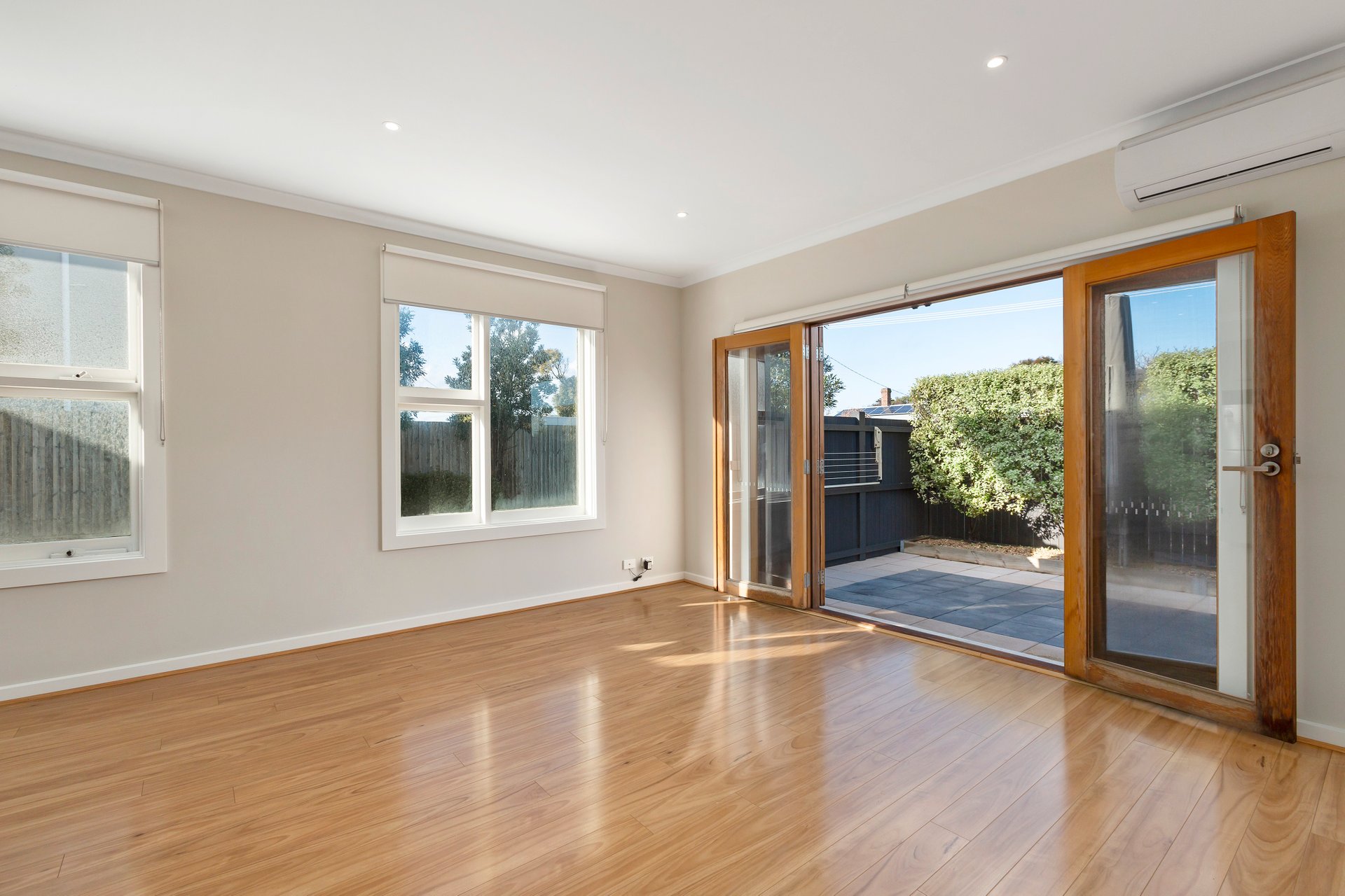 Property Gallery Thumbnail 4