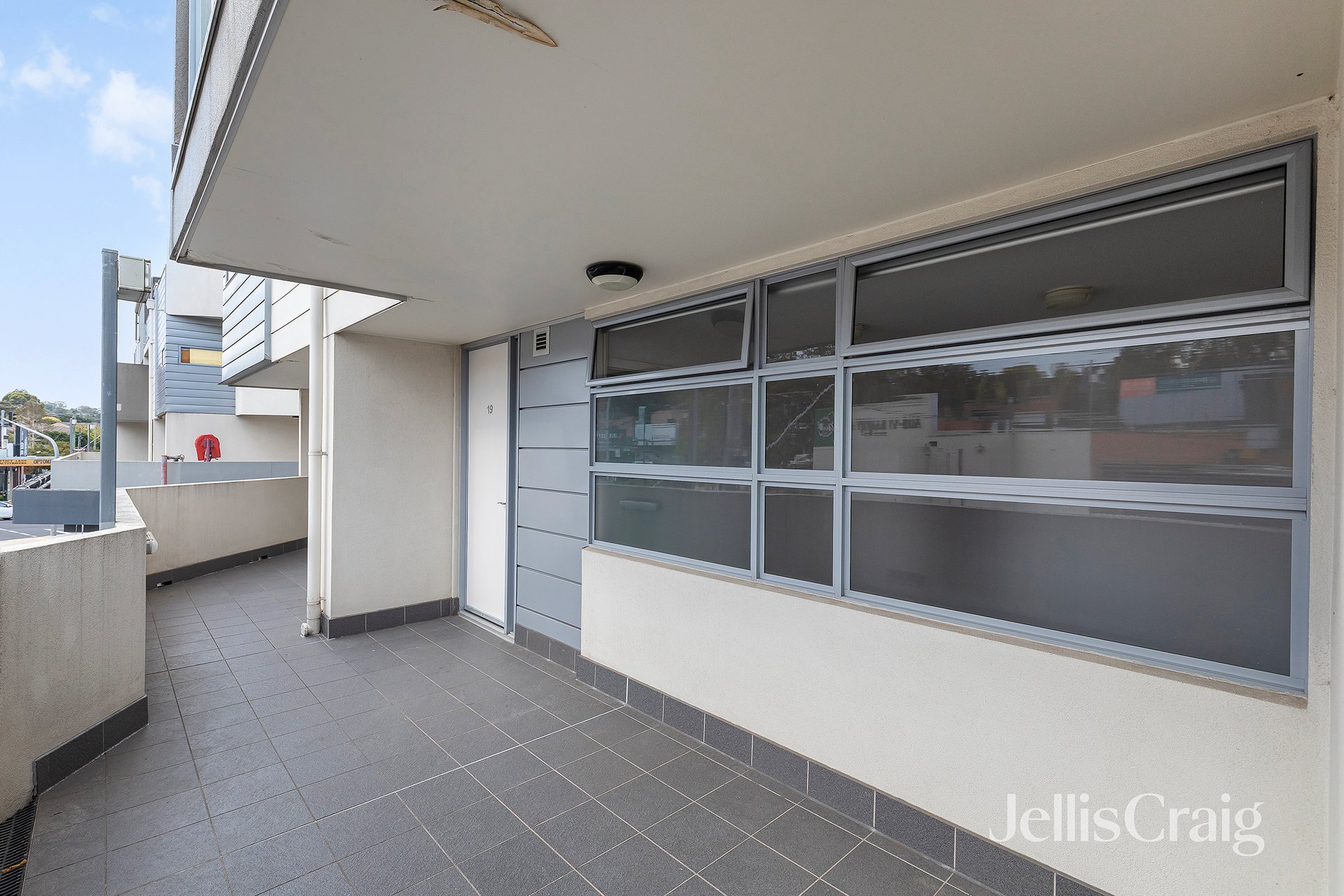 19/54 Beetham Parade, Rosanna image 1
