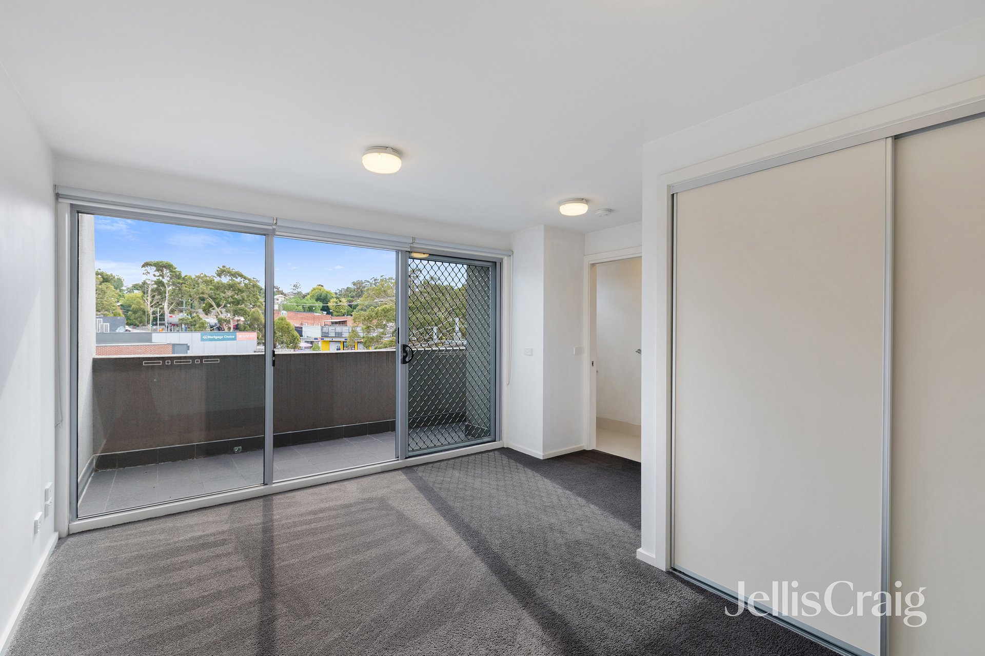 19/54 Beetham Parade, Rosanna image 5