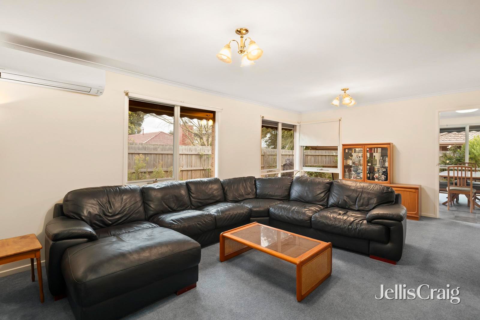 1/96 Murray Road, Croydon image 2