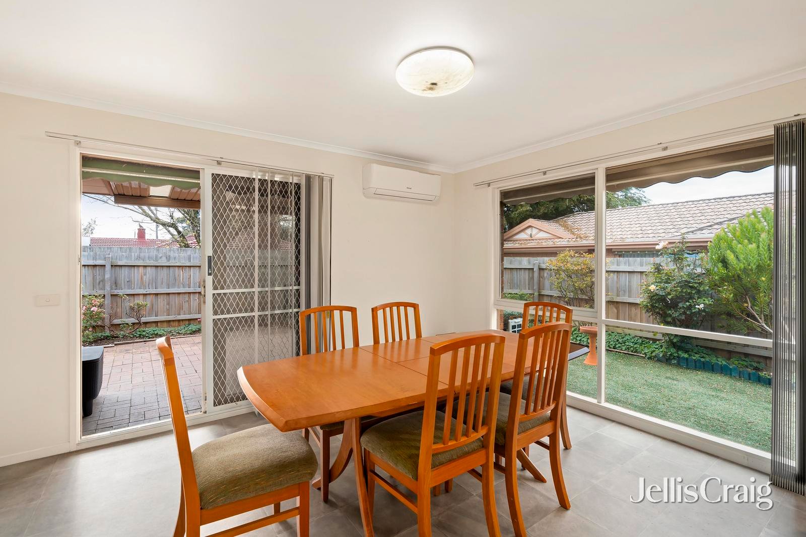 1/96 Murray Road, Croydon image 4