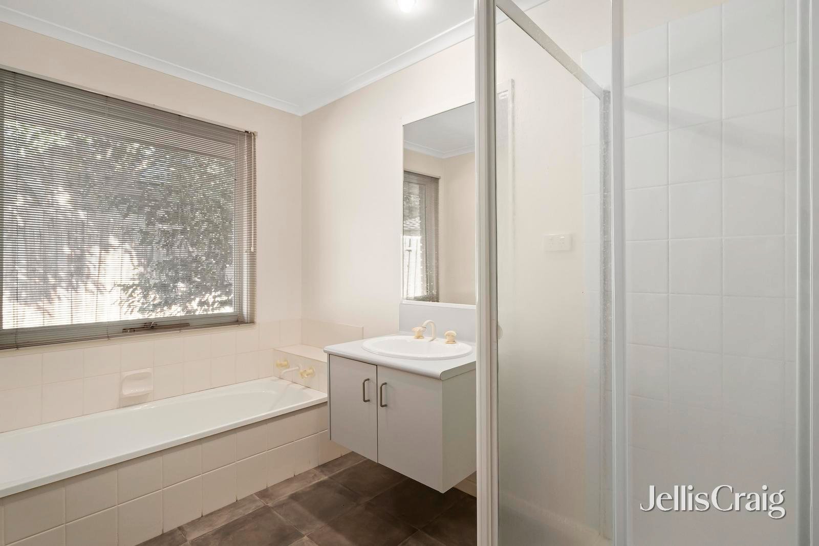 1/96 Murray Road, Croydon image 9