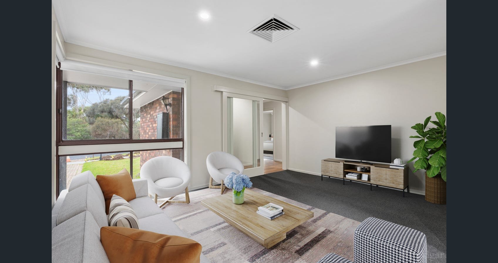 Property Gallery Thumbnail 4
