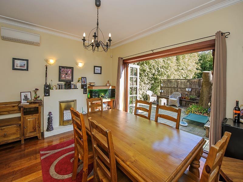 196 Union Road, Surrey Hills image 3