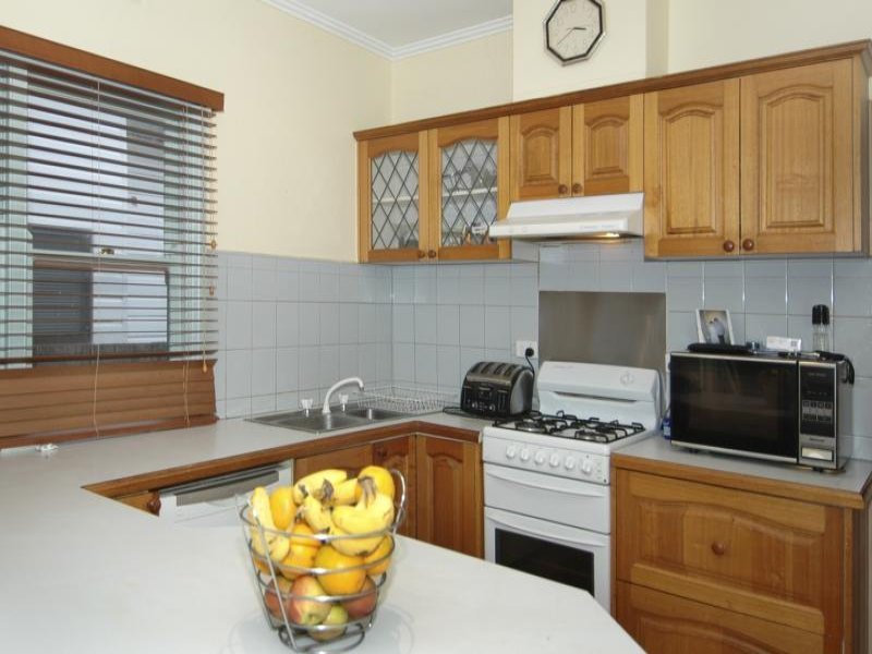 196 Verner Street, East Geelong image 3