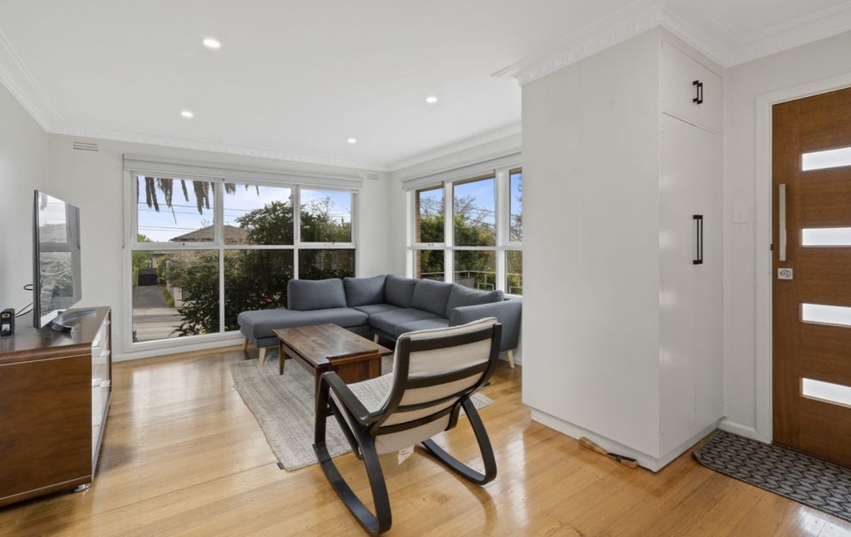 1/969 Riversdale Road, Surrey Hills image 2