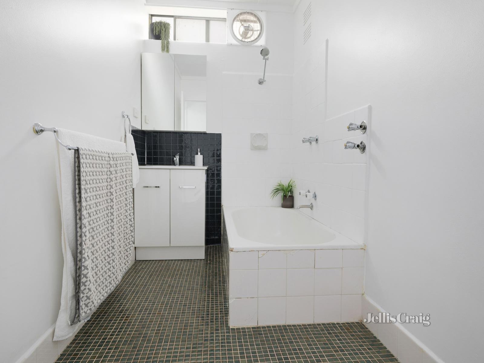 19/76 Haines Street, North Melbourne image 6