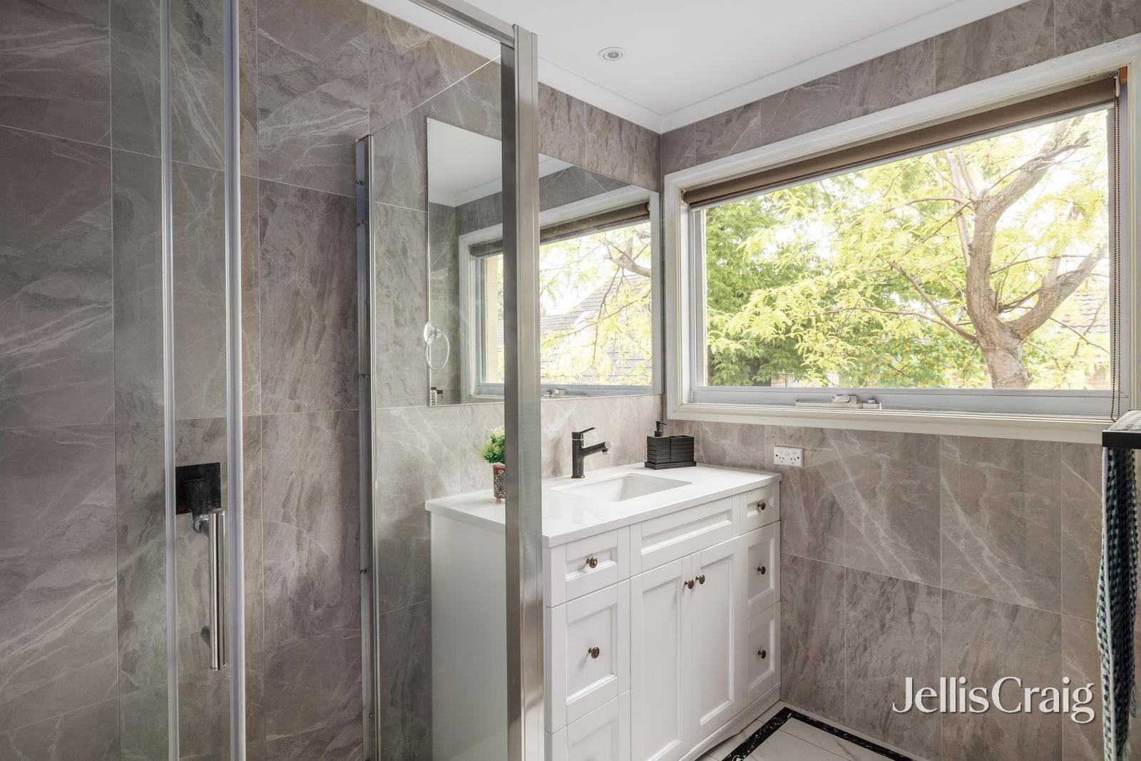 1/978 Burke Road, Balwyn image 8