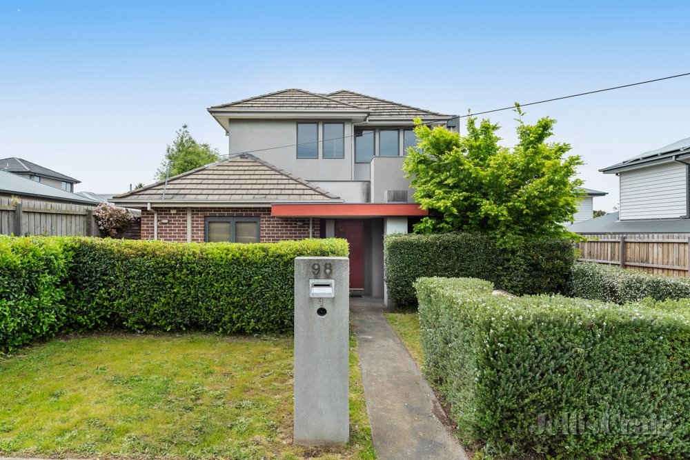 1/98 Bamfield Road, Heidelberg Heights image 1