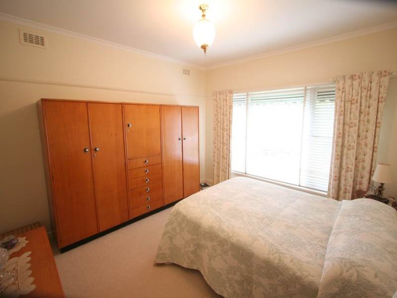 198 Dorking Rd, Box Hill North image 3