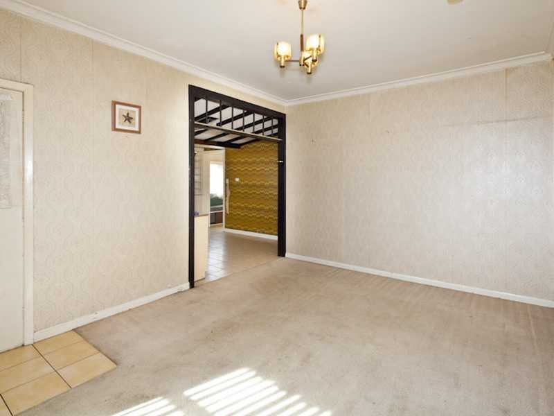 198 Ormond Road, East Geelong image 5