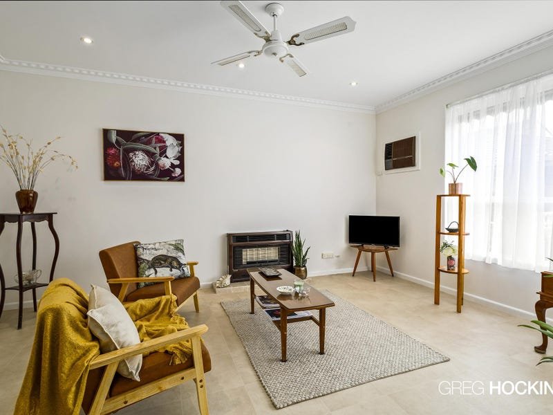 1/98 Railway Place, Williamstown image 2