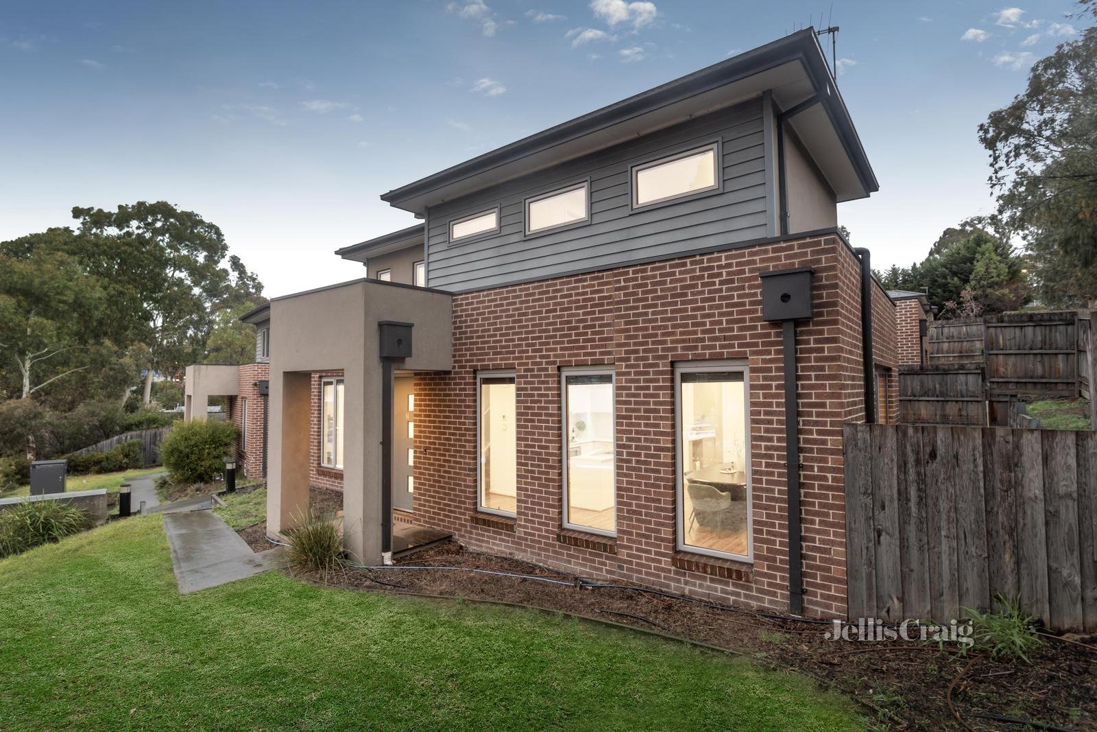 198 Sherbourne Road, Montmorency image 1