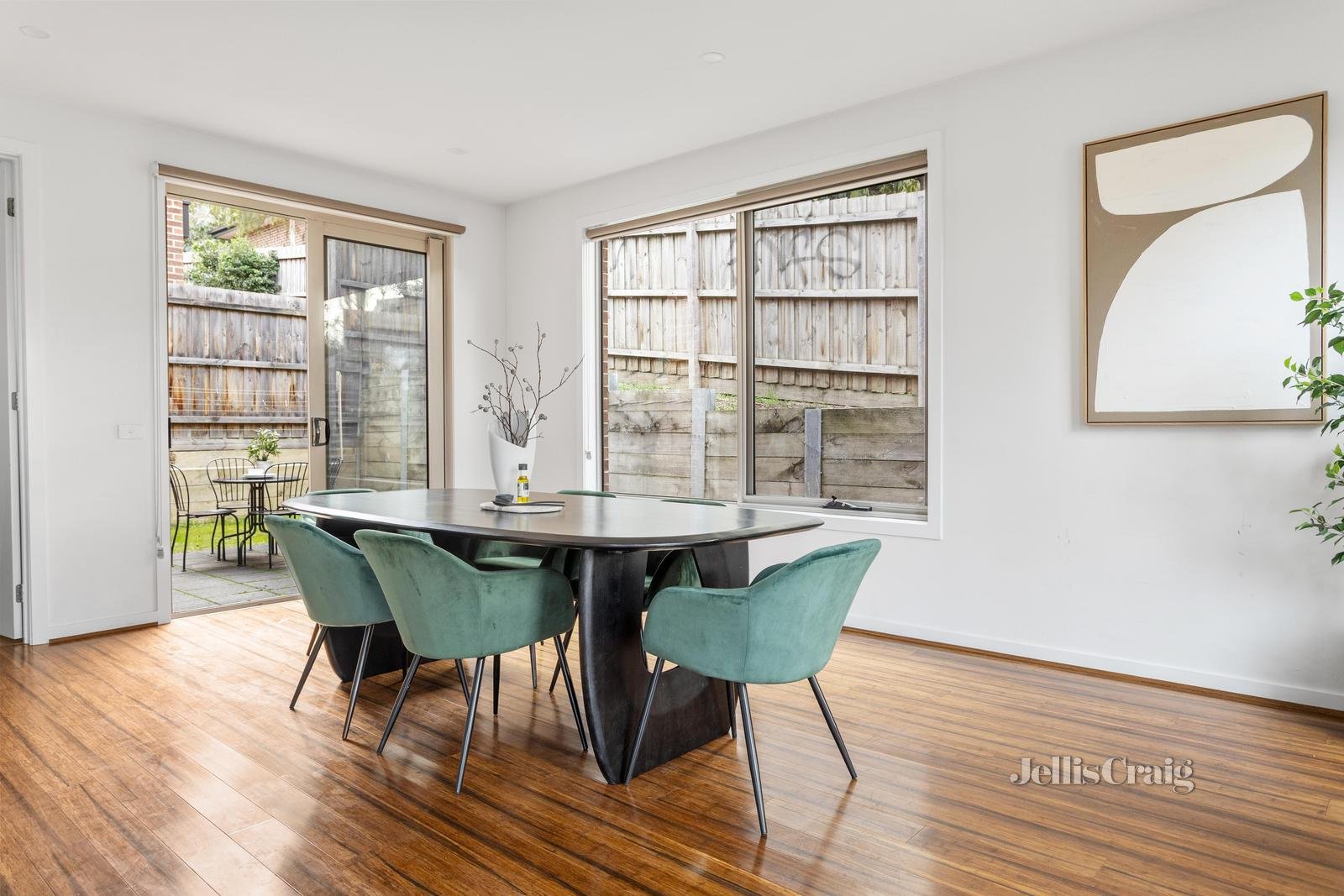 198 Sherbourne Road, Montmorency image 4
