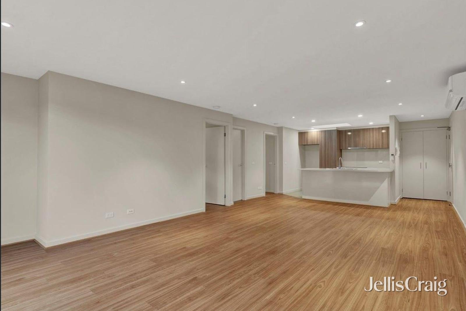 19/804 Main Road, Eltham image 3