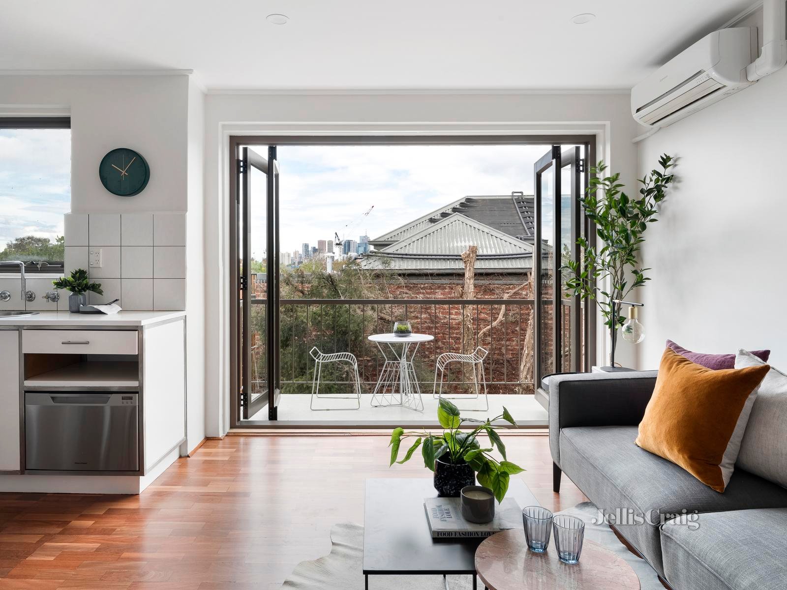 19/81 Alfred Crescent, Fitzroy North image 2