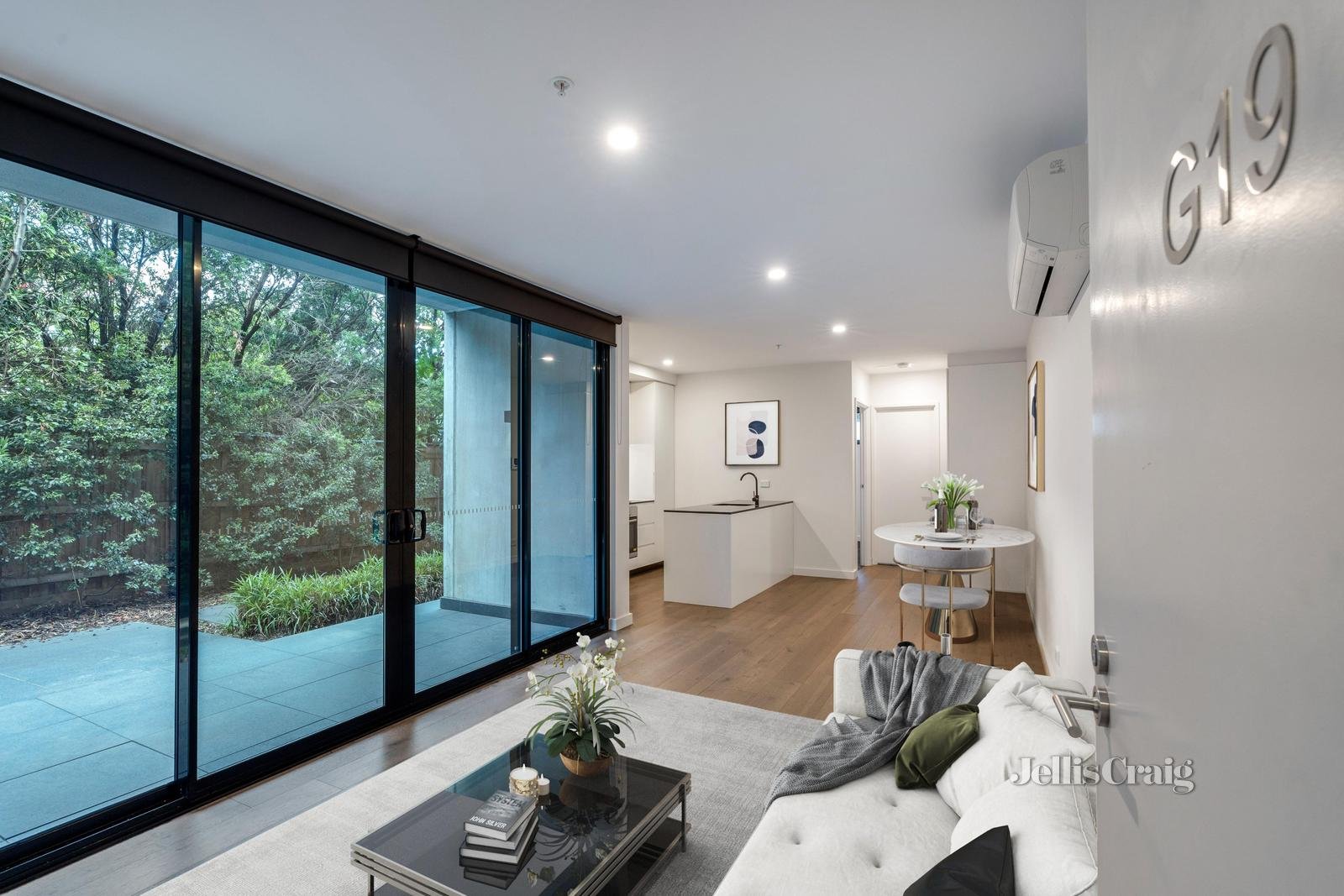 19/82 Bulla Road, Strathmore image 4