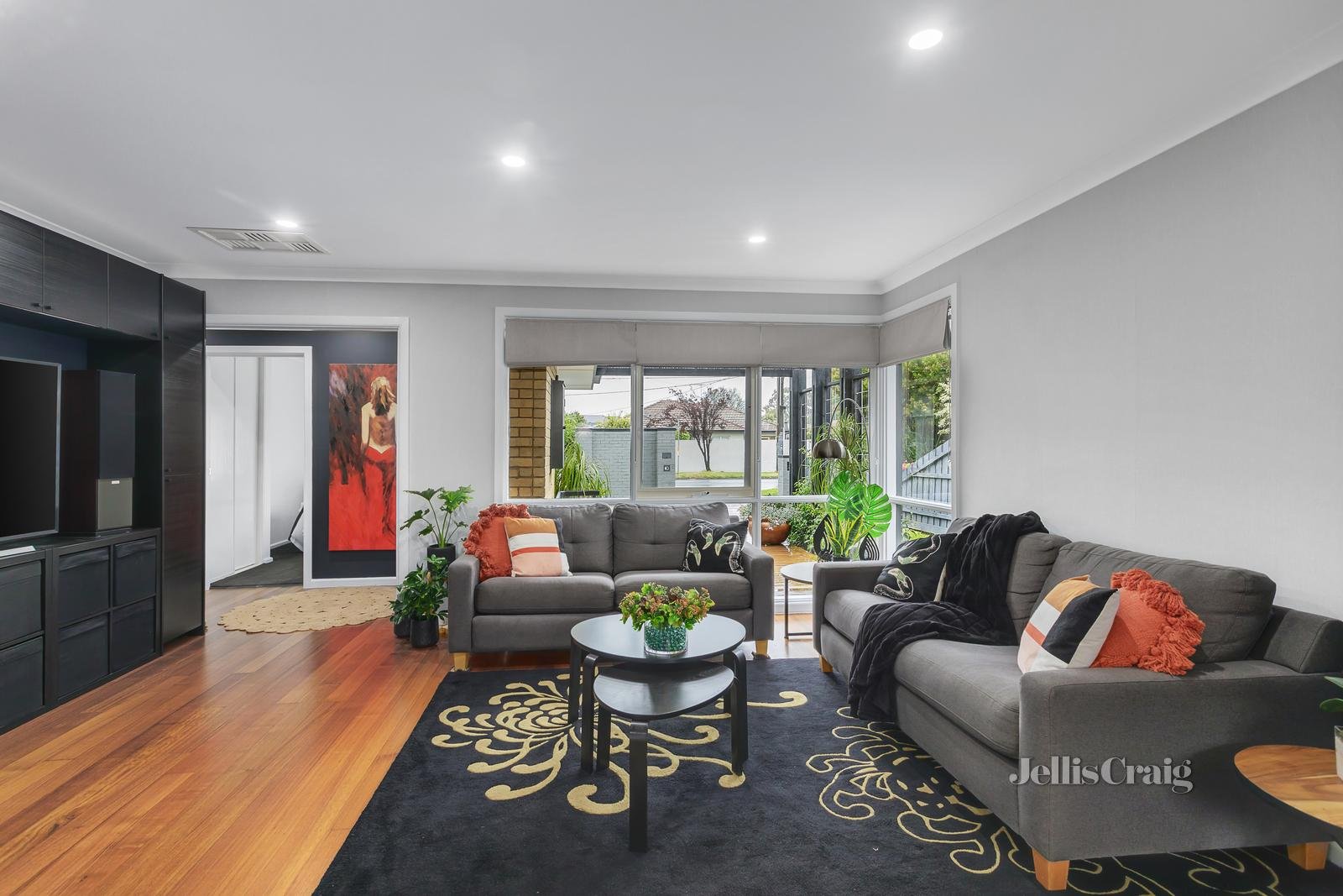 1/987 Centre Road, Bentleigh East image 5