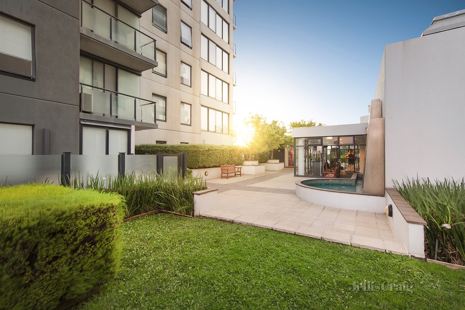 198/99 Whiteman Street, Southbank image 8