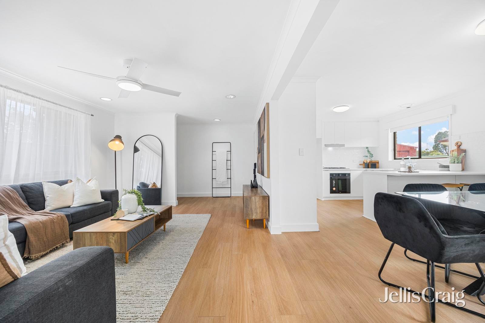 199 Grant Street, Sebastopol image 2