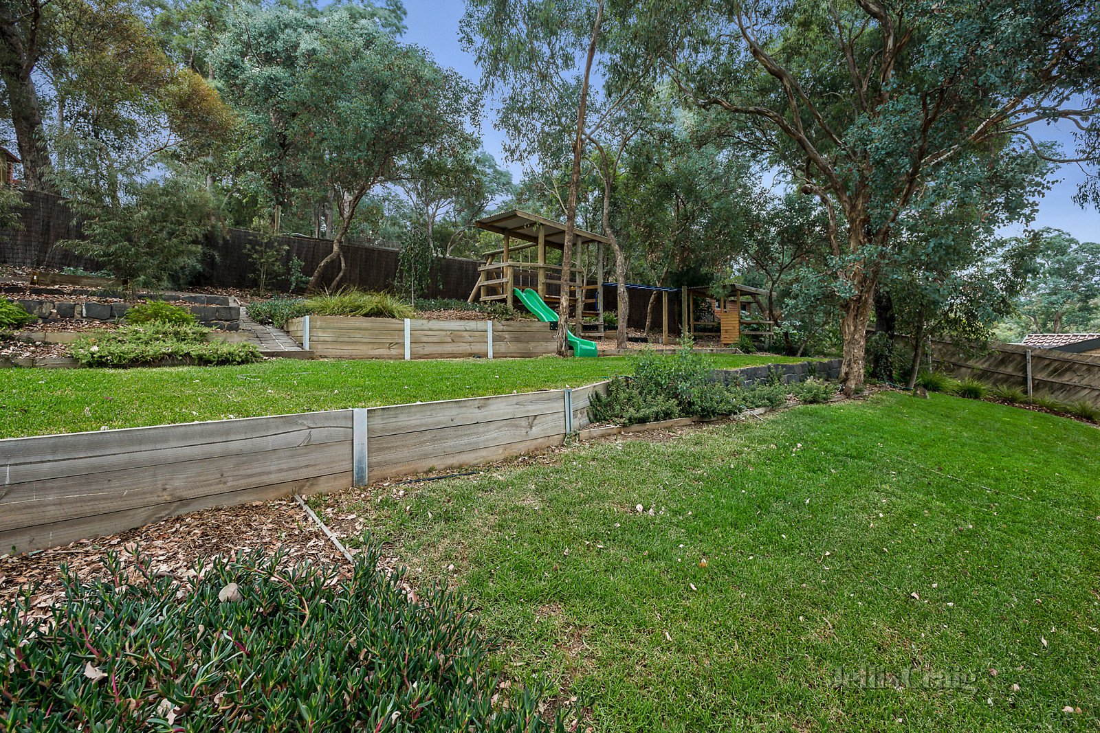 199 Scenic Crescent, Eltham North image 8