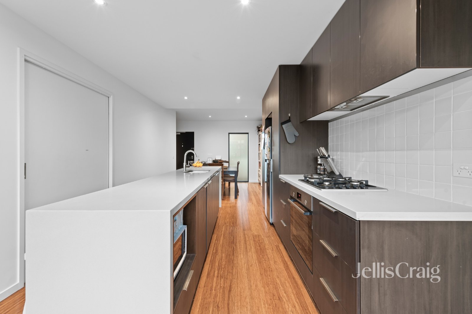 19/96 Hawdon Street, Heidelberg image 2