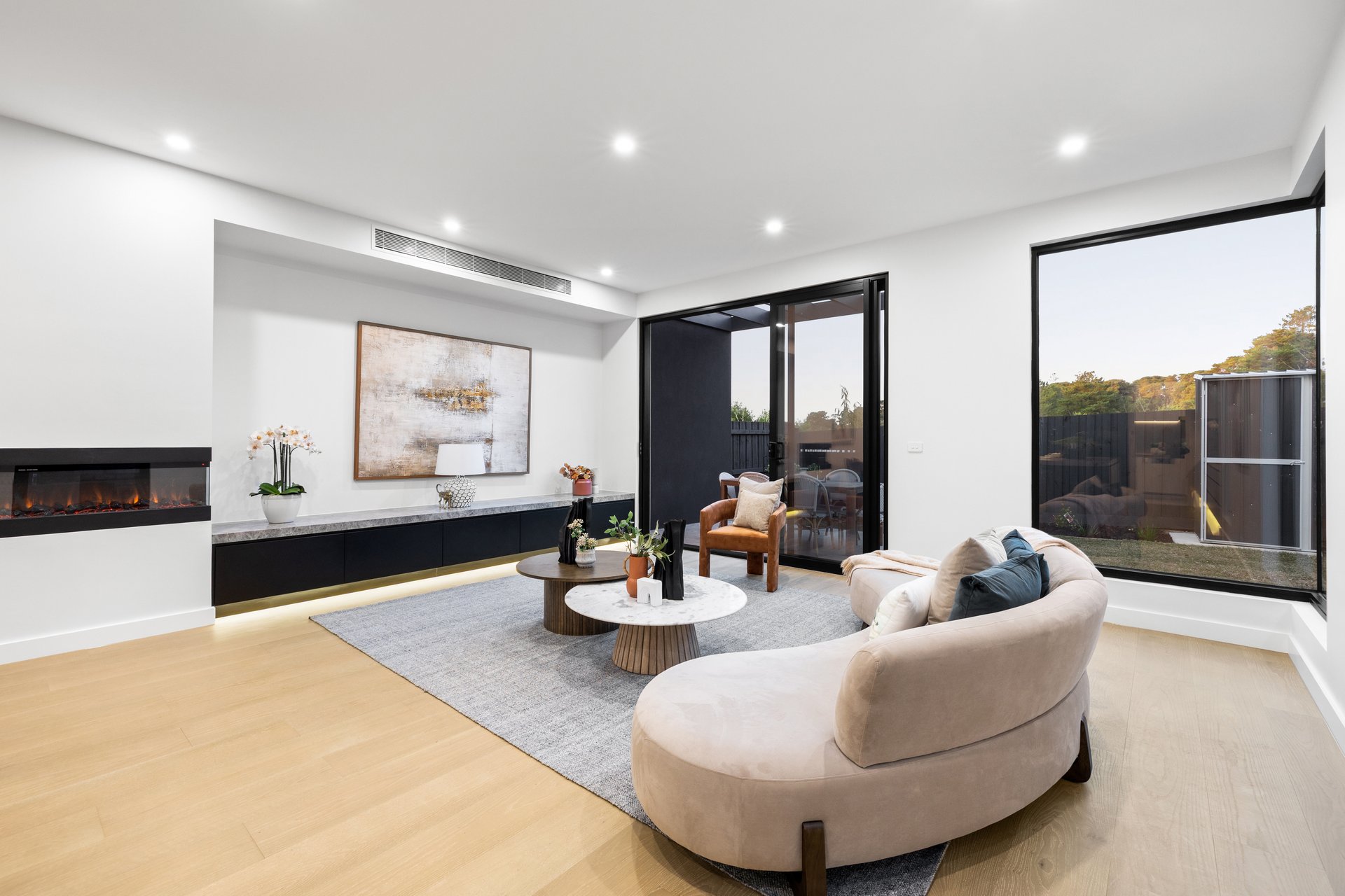19a Argus Crescent, Doncaster East image 3