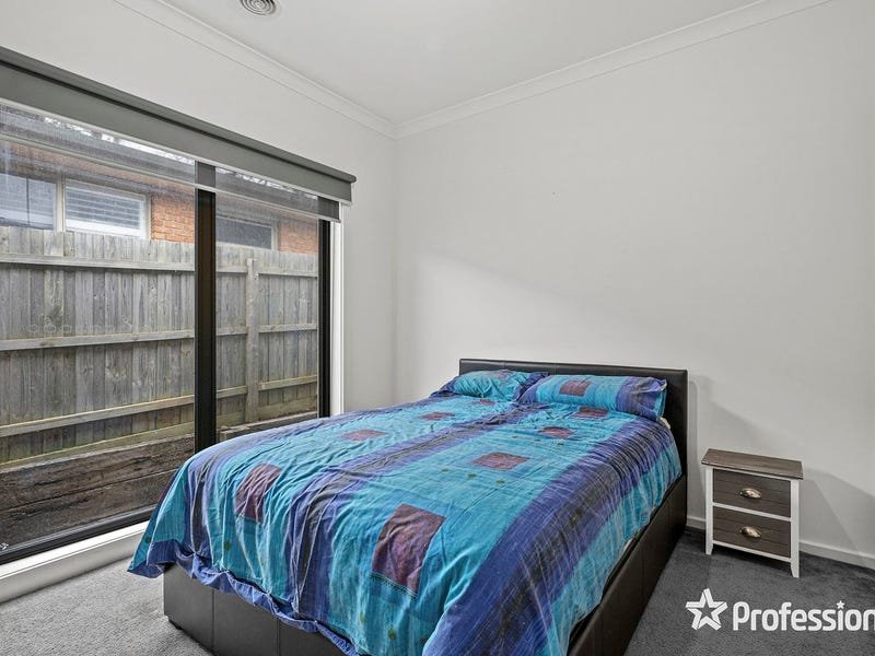 19A Blaxland Court, Mooroolbark image 8