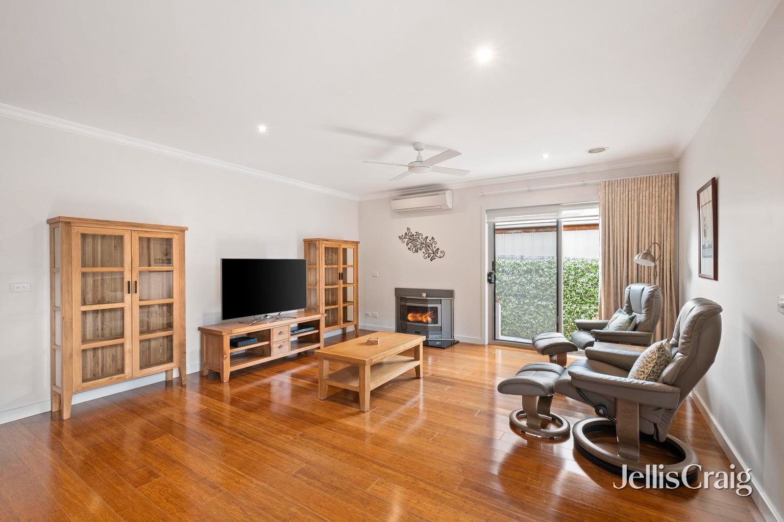 19A Landstrom Quadrant, Kilsyth image 5