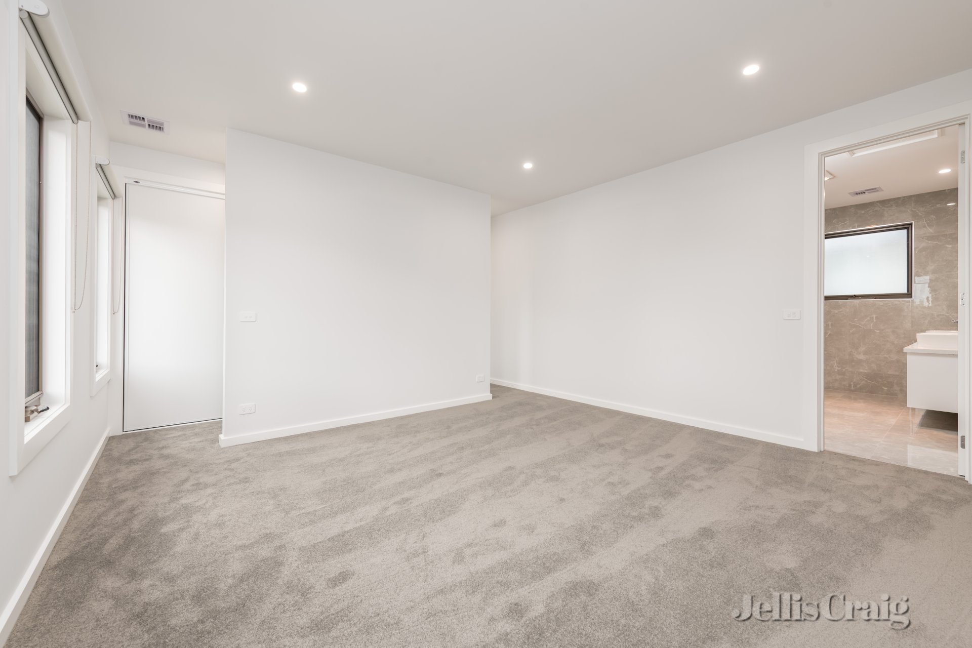 19A Mount Pleasant Drive, Mount Waverley image 4
